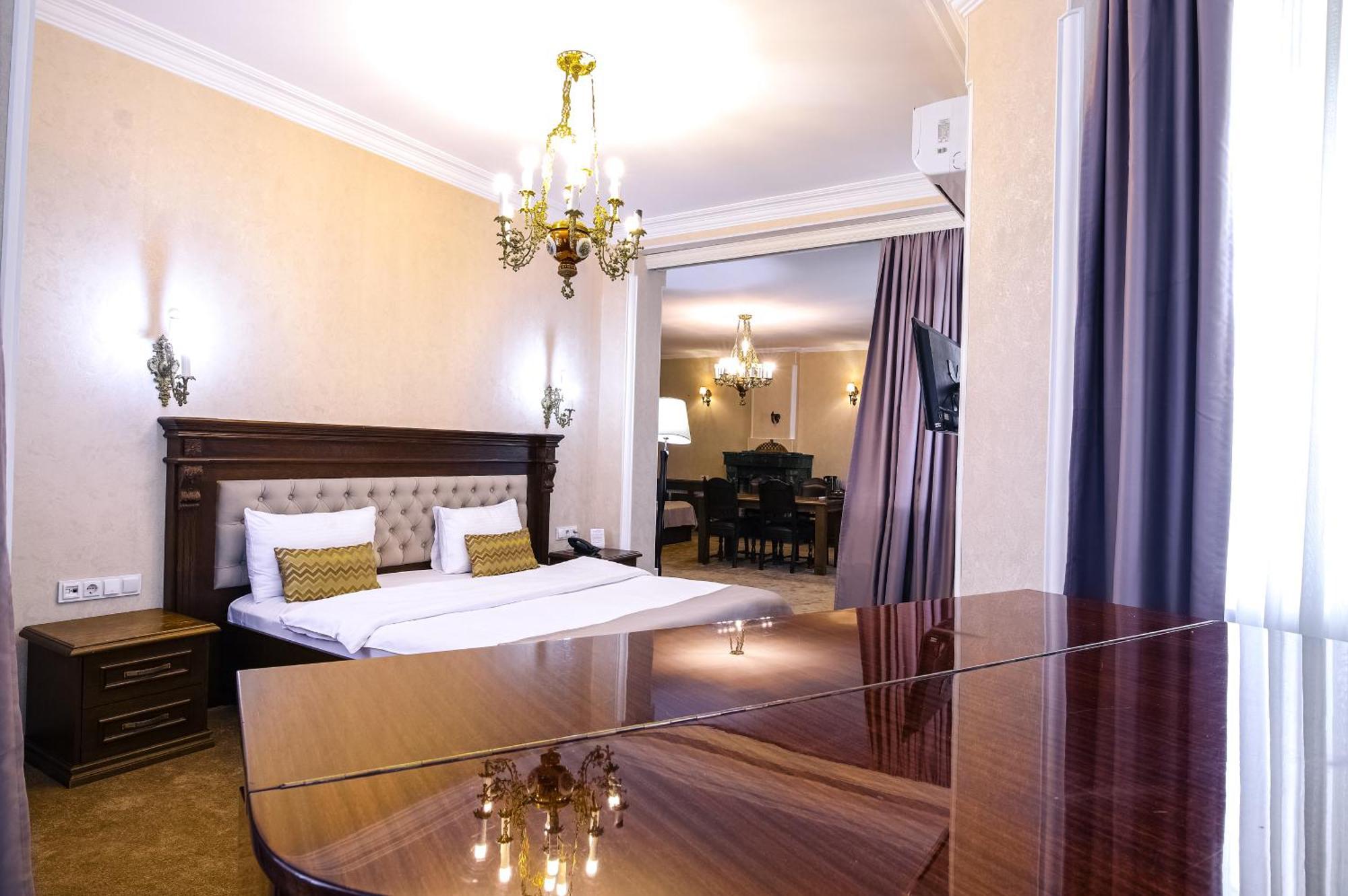 Hotel Imperial House Tbilisi Bagian luar foto